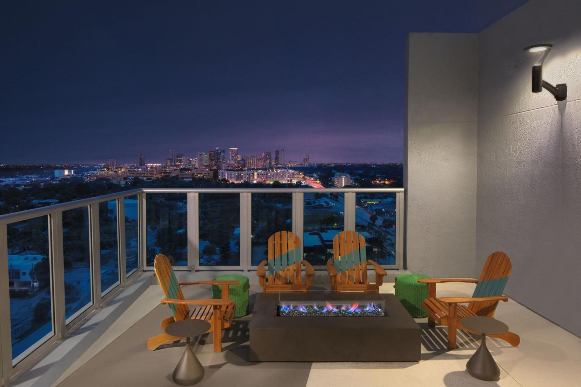 Aloft Fort Lauderdale Airport & Cruise Port Extérieur photo